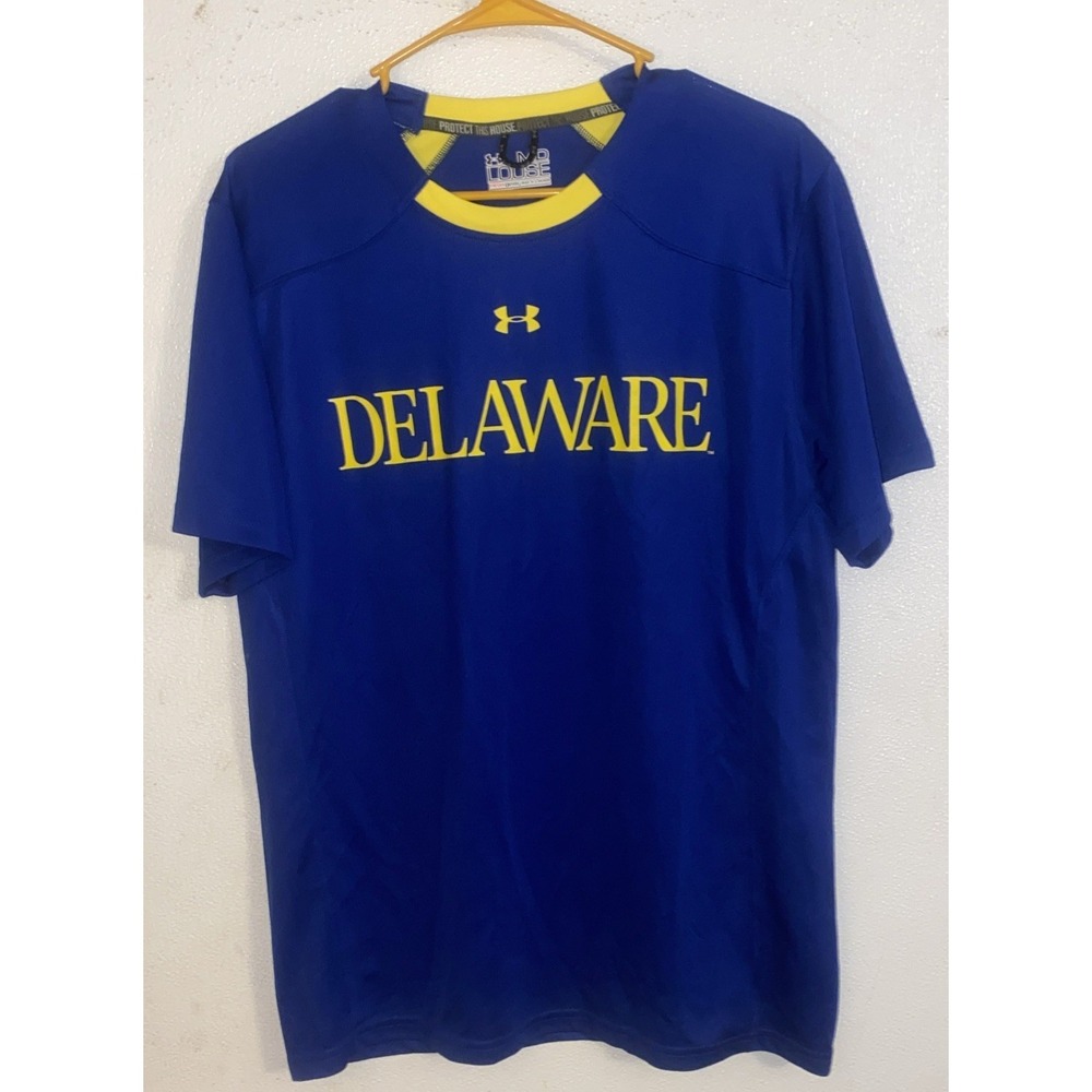 Under Armour Heat Gear Loose‎ University Of Delaware T Shirt Medium